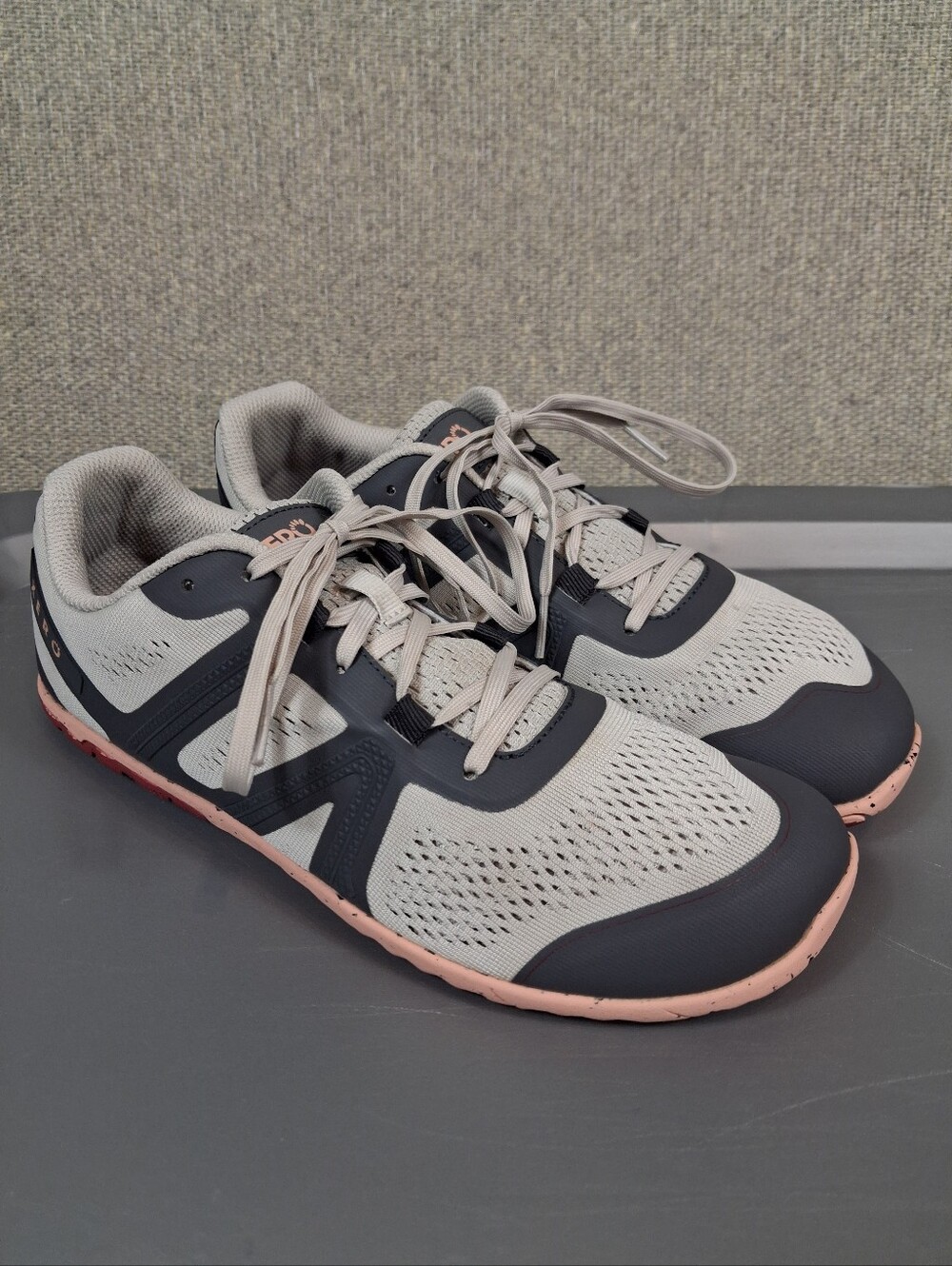 Xero Shoes Womens HFS Original Lightweight Barefoot Road Running Shoes Size 9.5